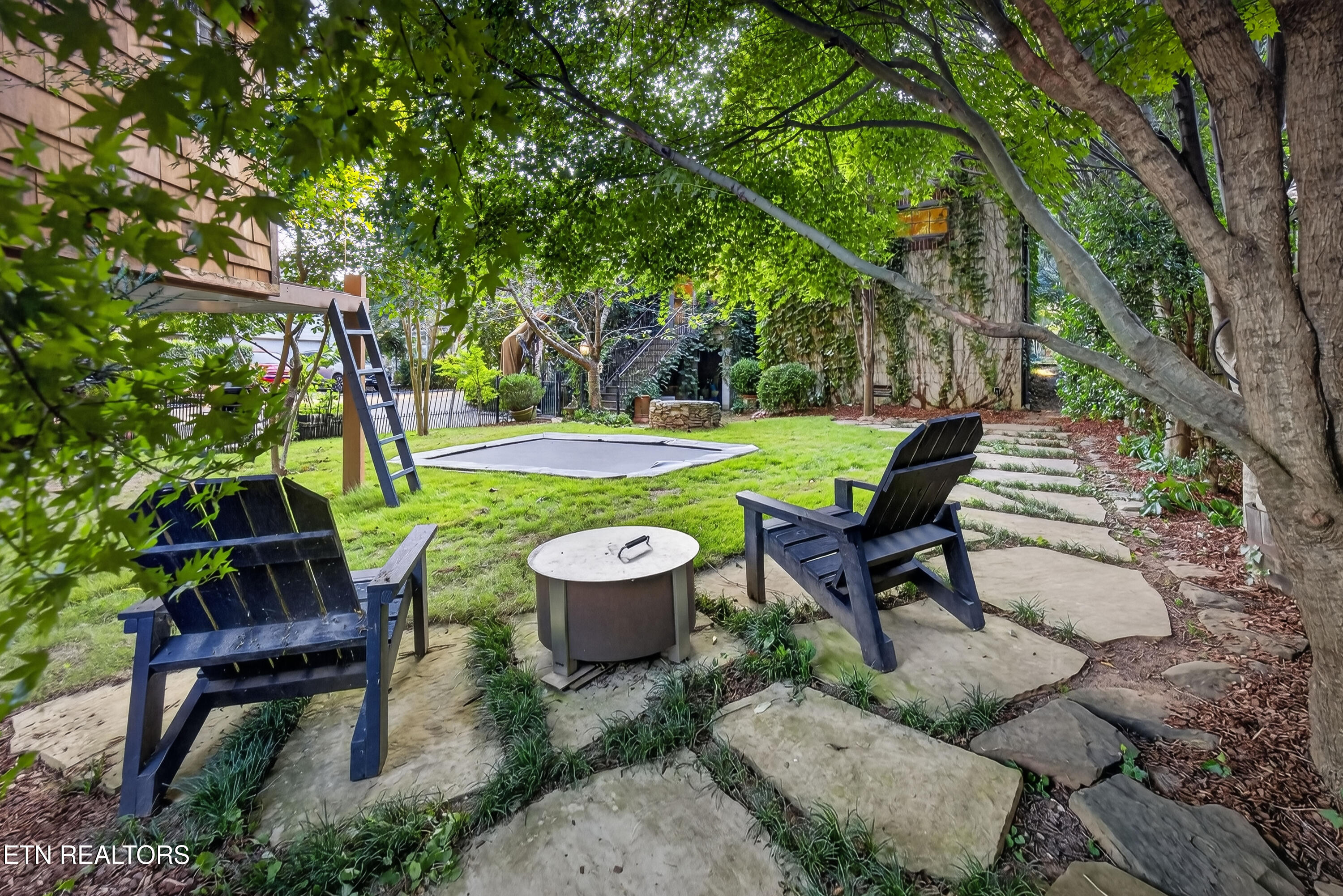 1100 W Nokomis Circle