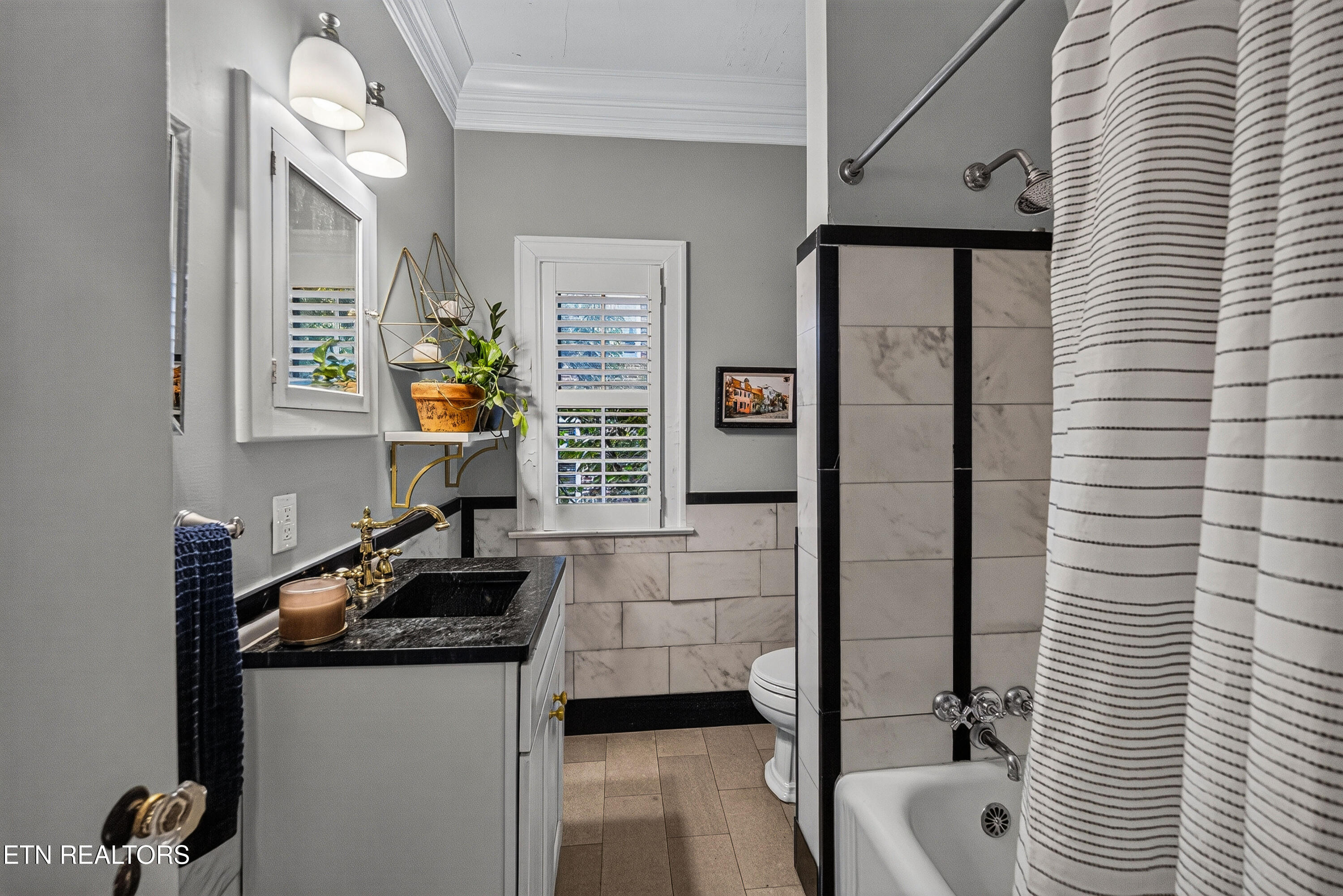 1100 W Nokomis Circle