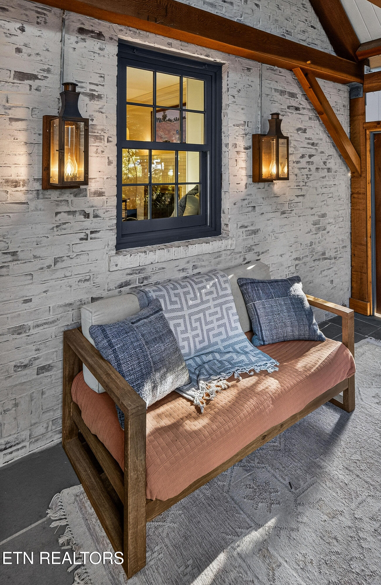 1100 W Nokomis Circle