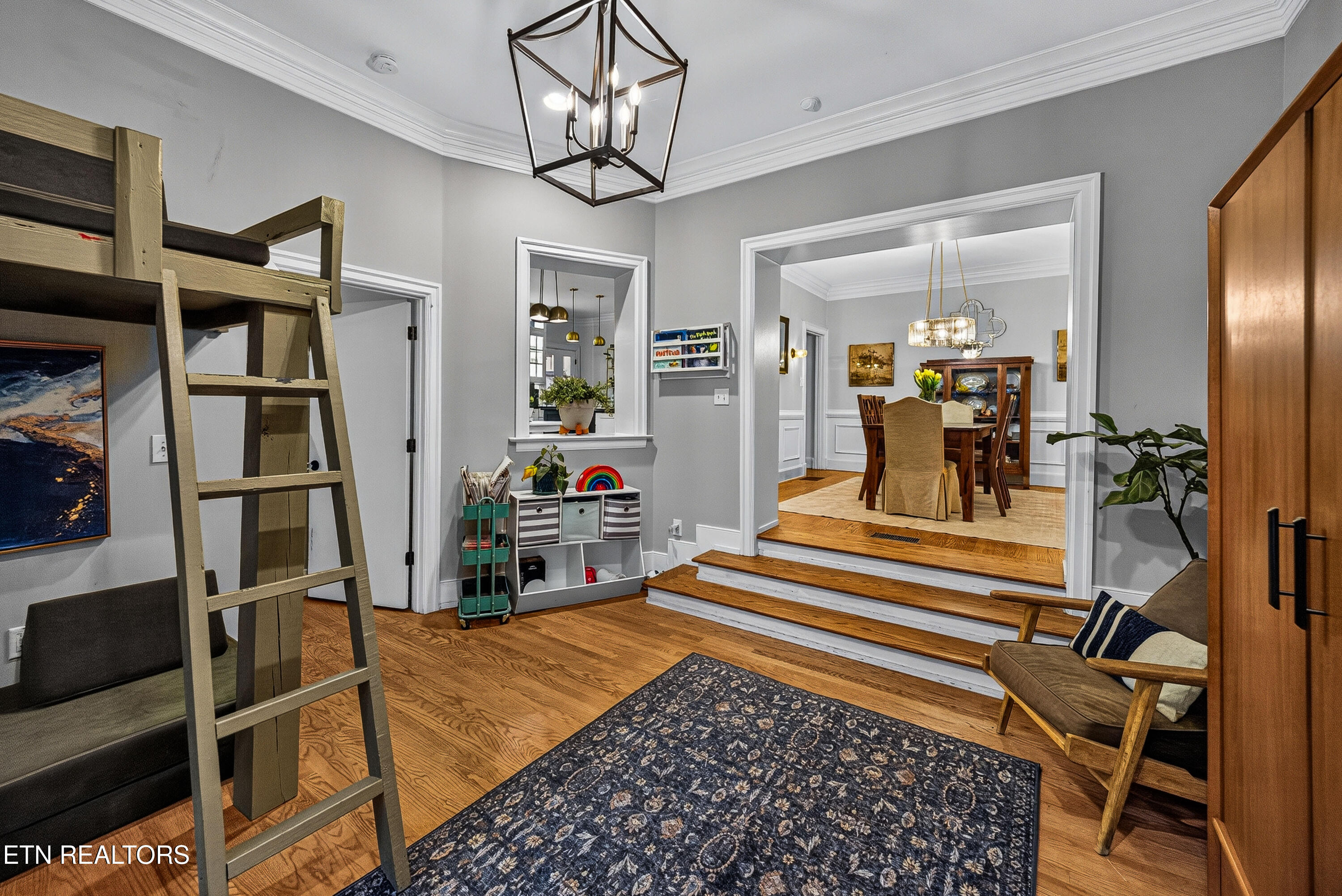 1100 W Nokomis Circle