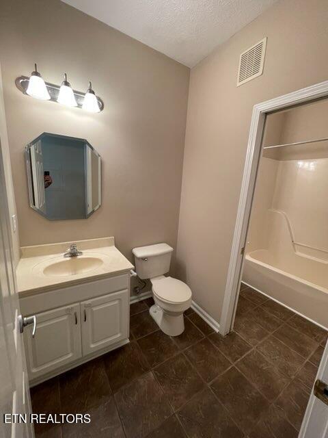 4805 Lyons View Pike 301