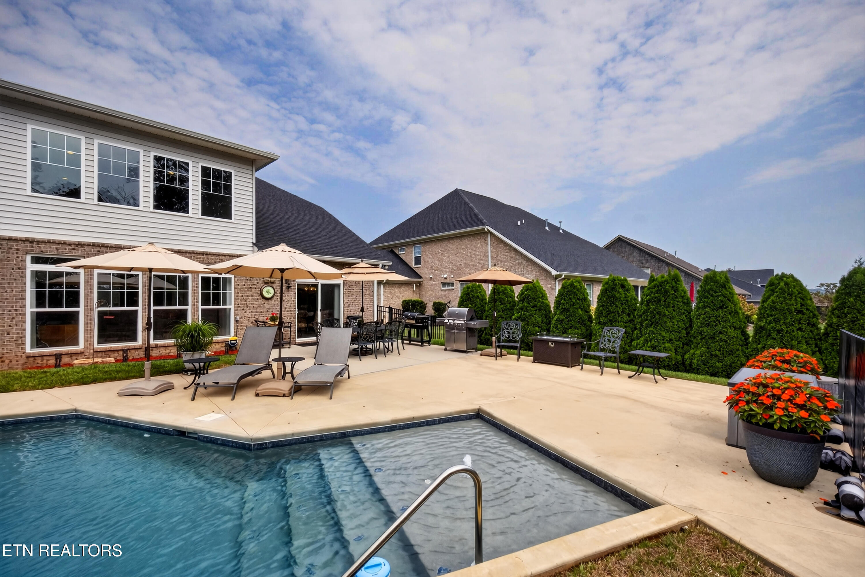 12646 Brass Lantern Lane