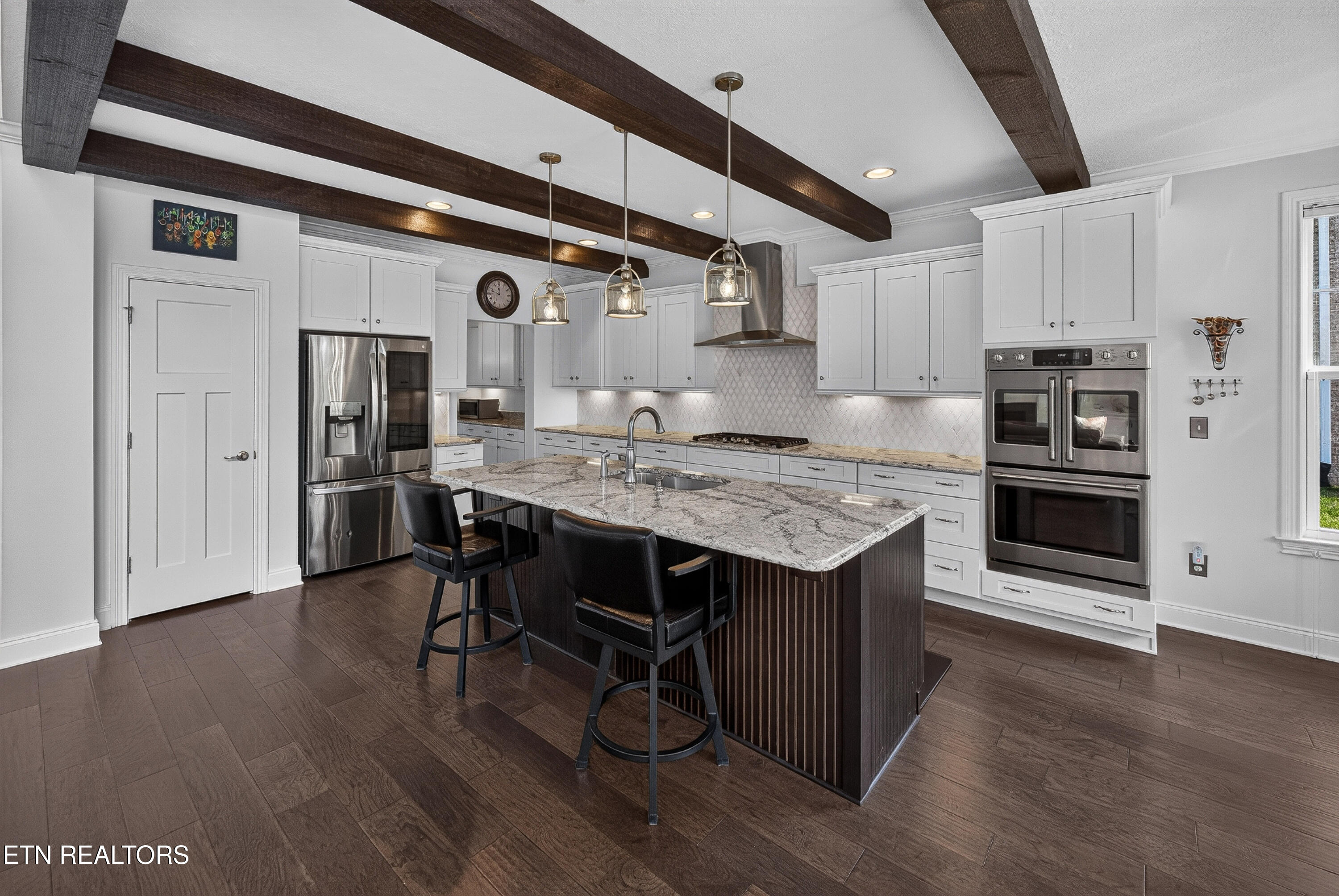12646 Brass Lantern Lane