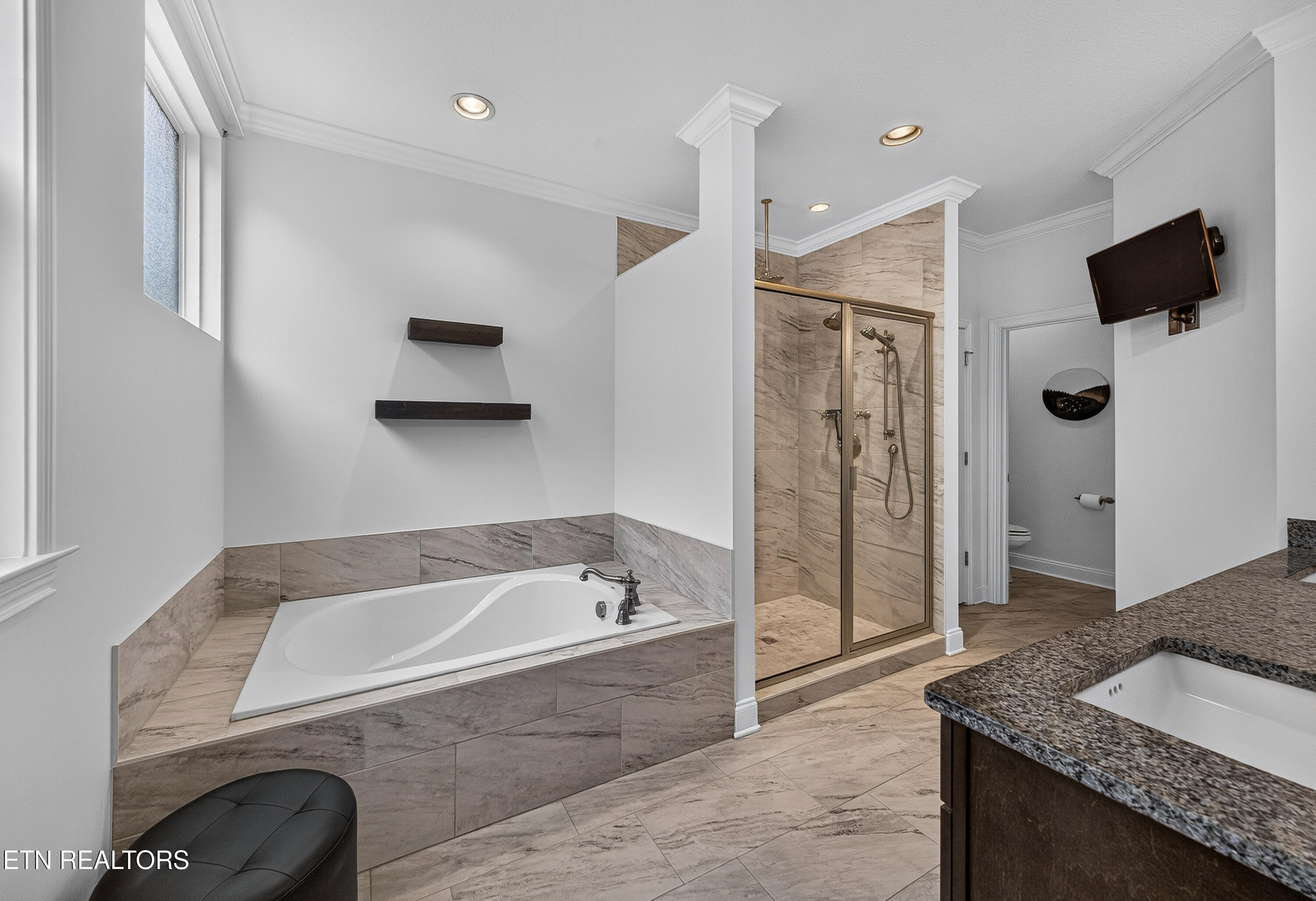 12646 Brass Lantern Lane