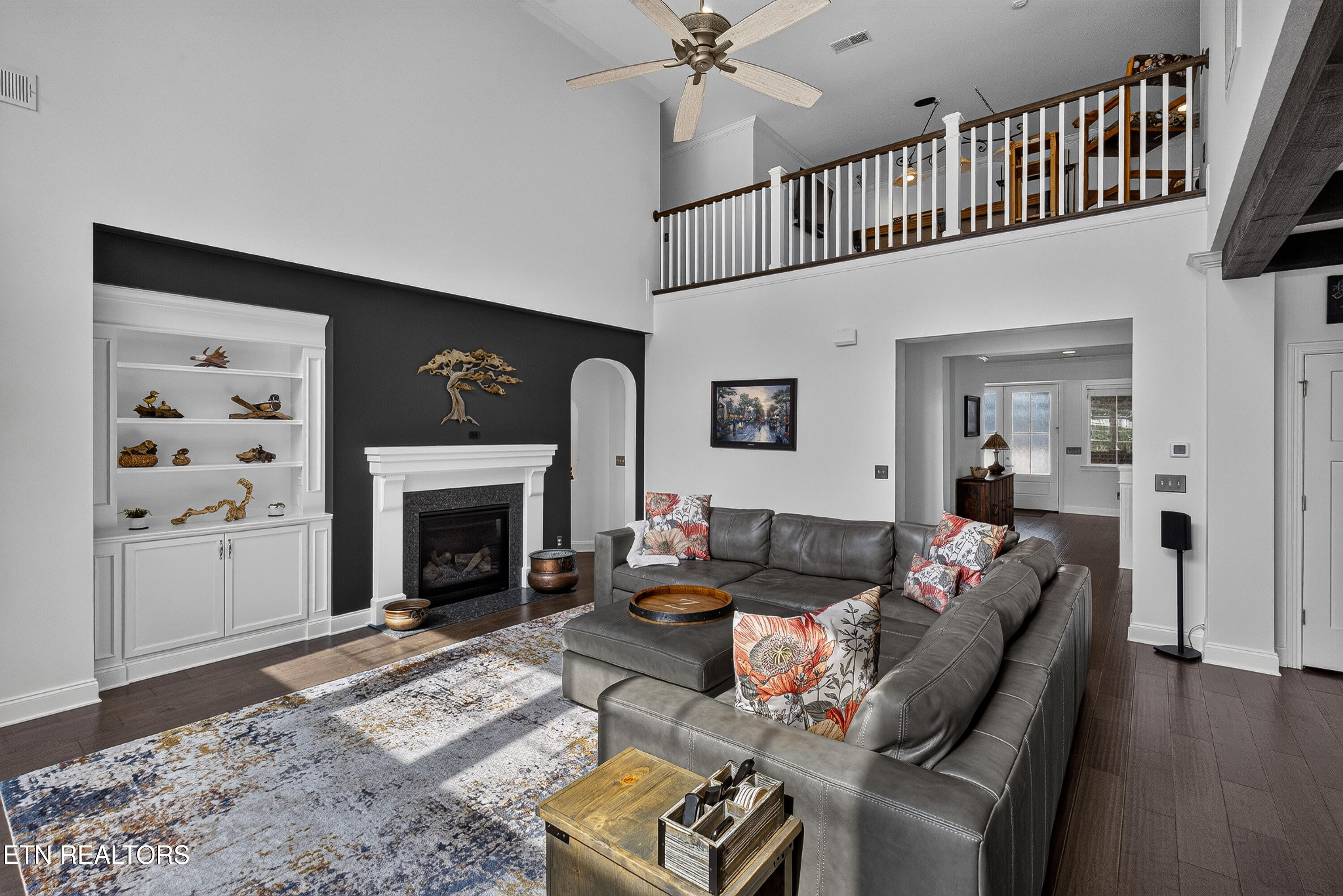12646 Brass Lantern Lane
