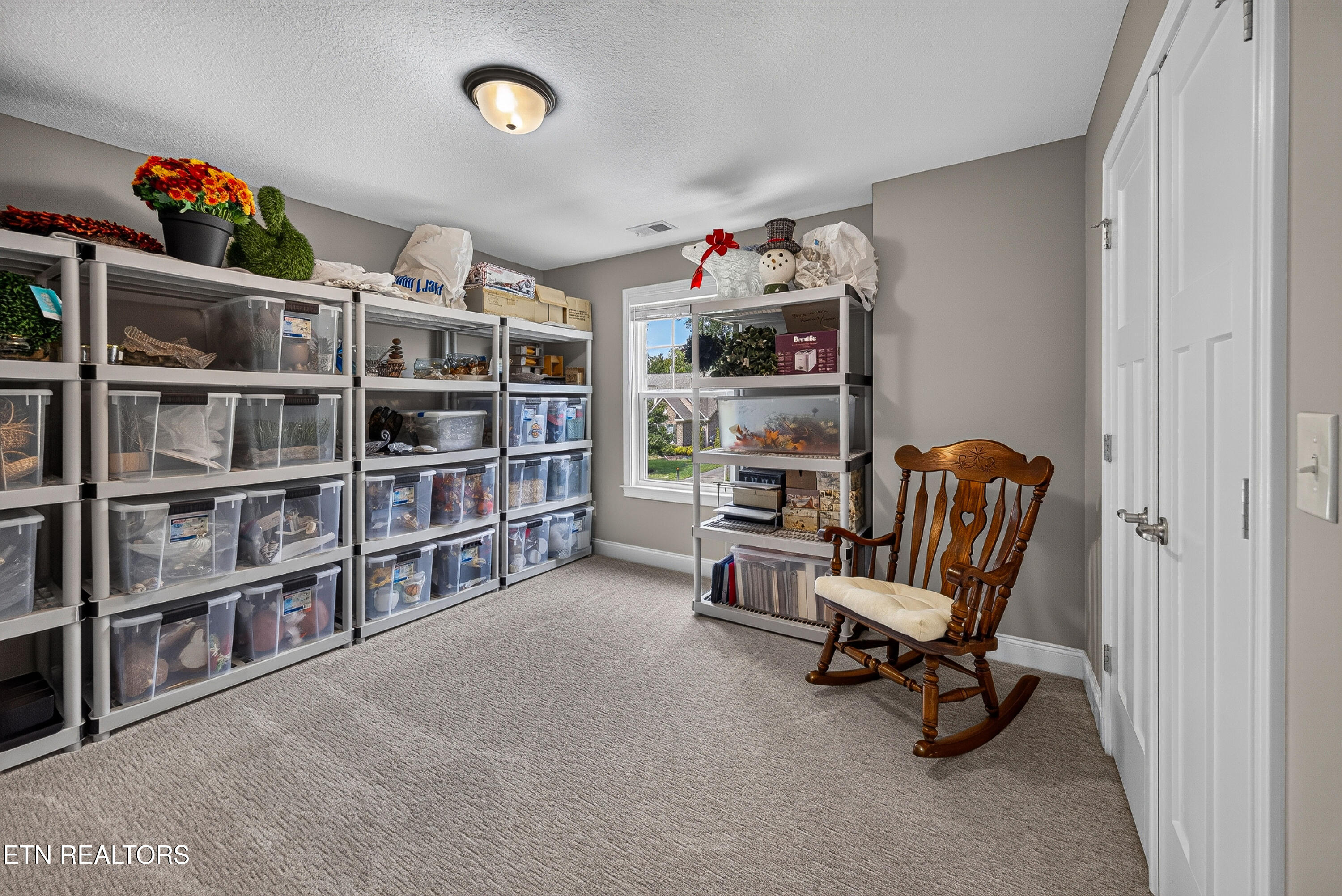 12646 Brass Lantern Lane