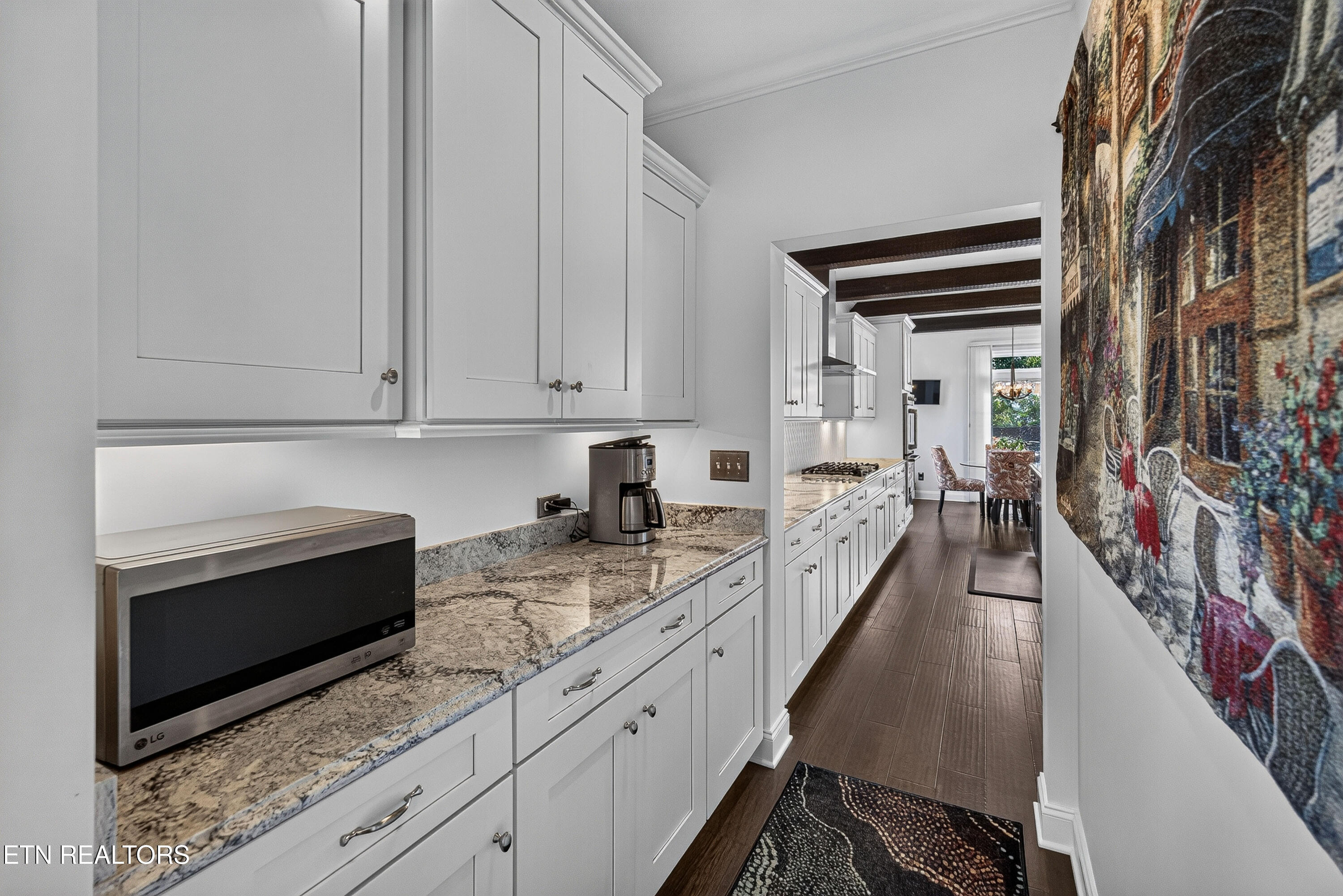 12646 Brass Lantern Lane