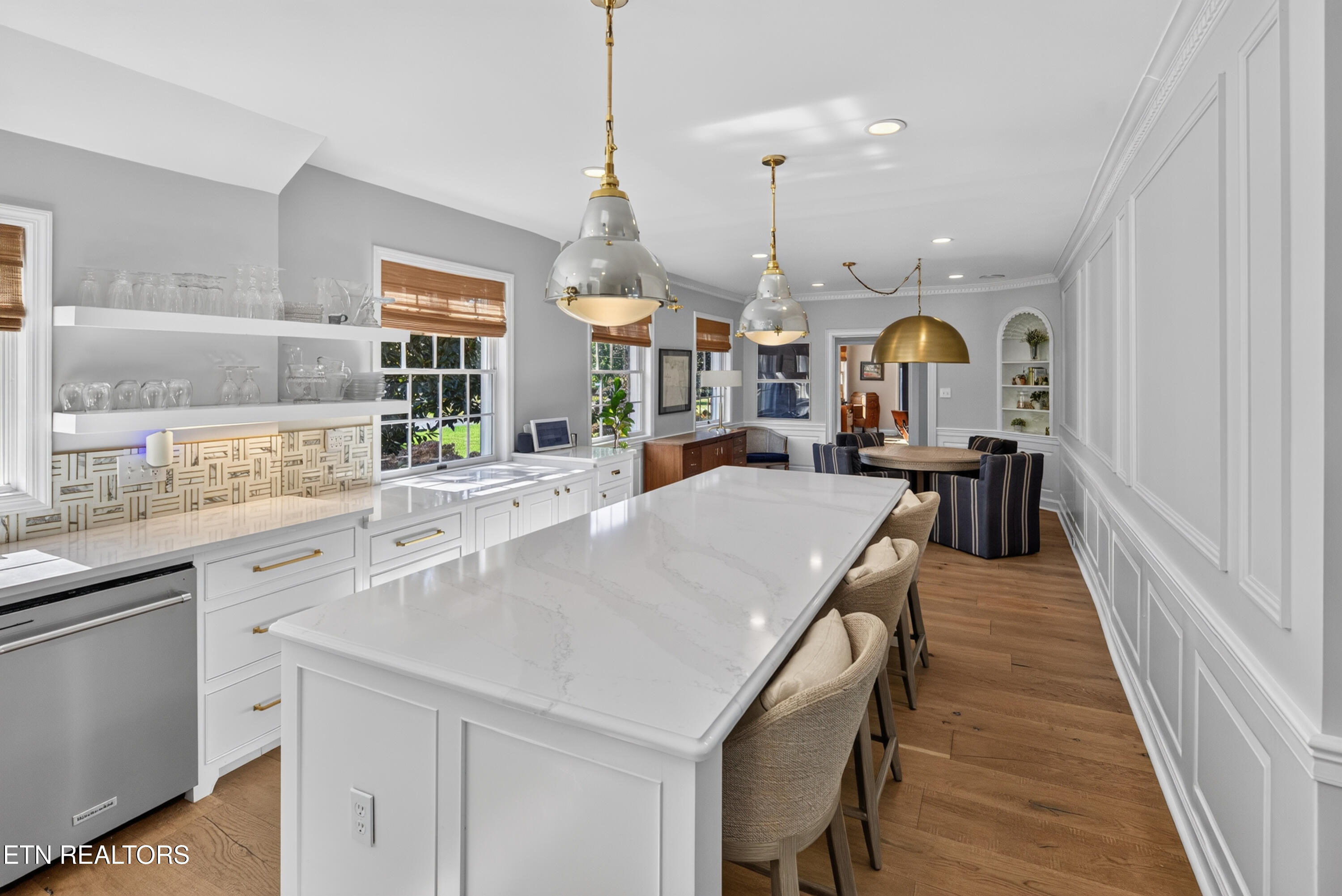 4265 Holloway Drive