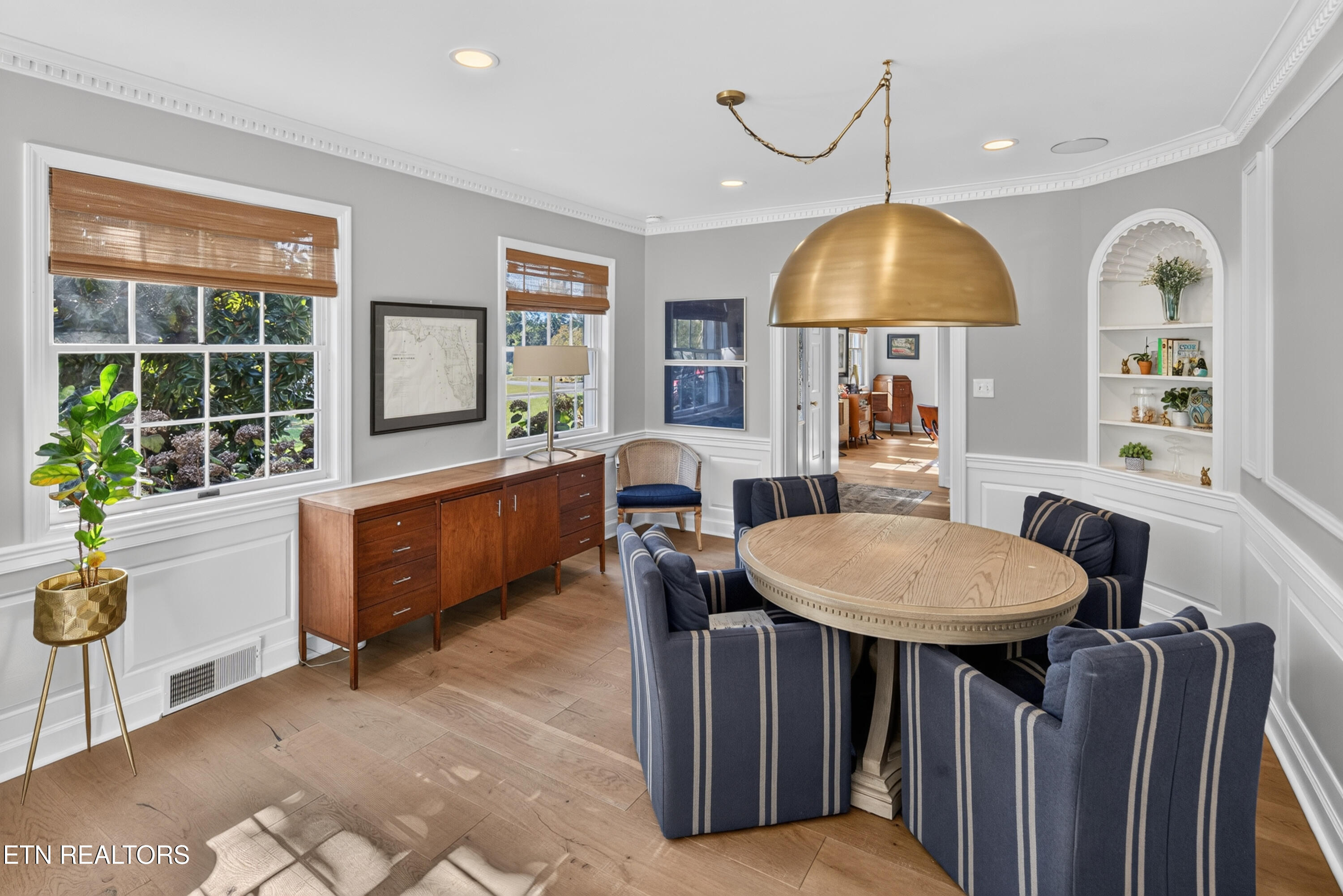 4265 Holloway Drive