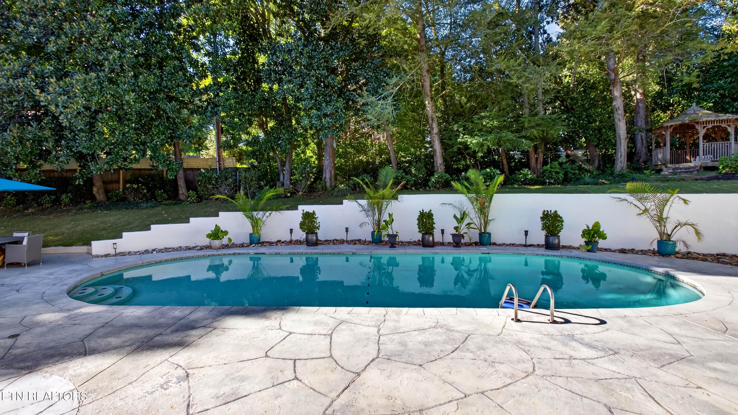 4265 Holloway Drive