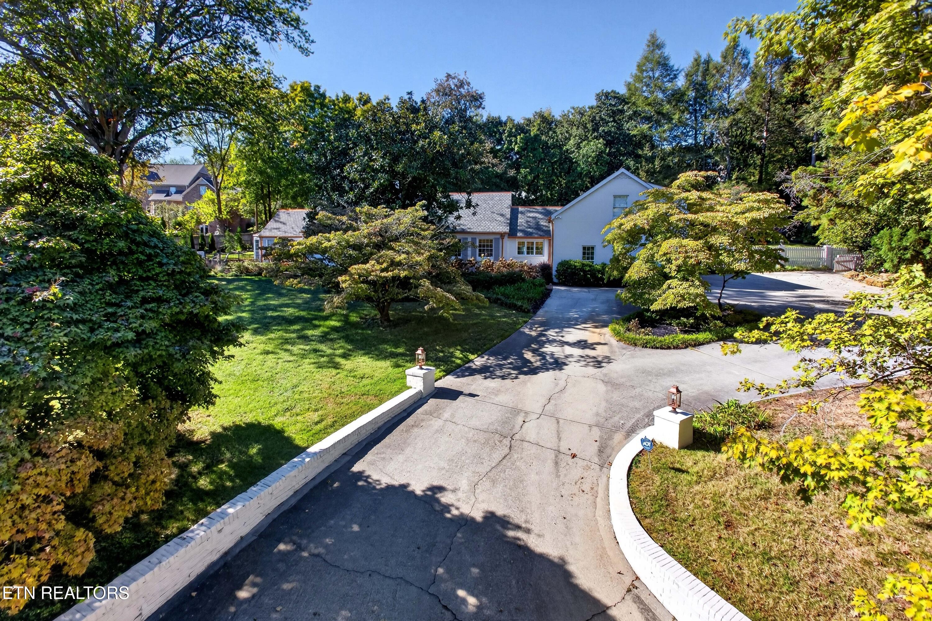 4265 Holloway Drive
