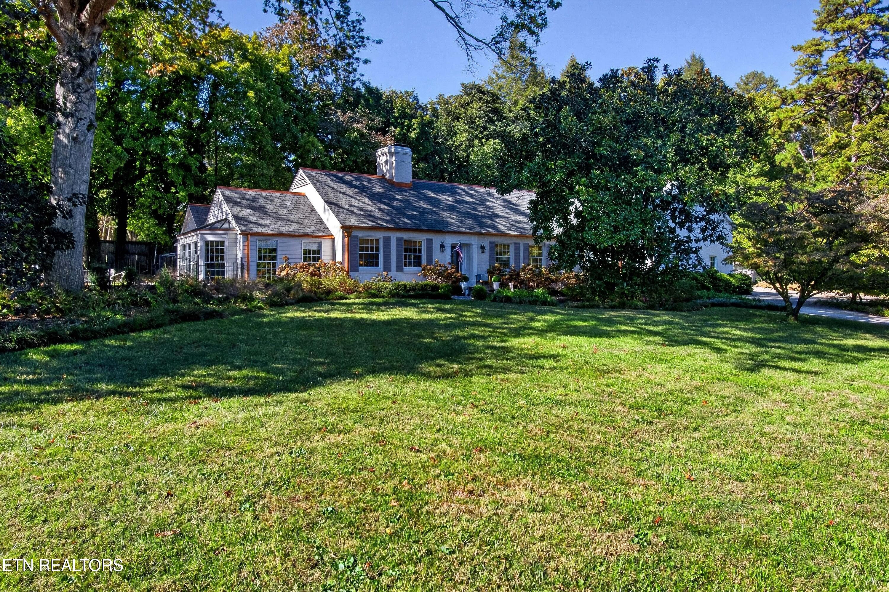 4265 Holloway Drive