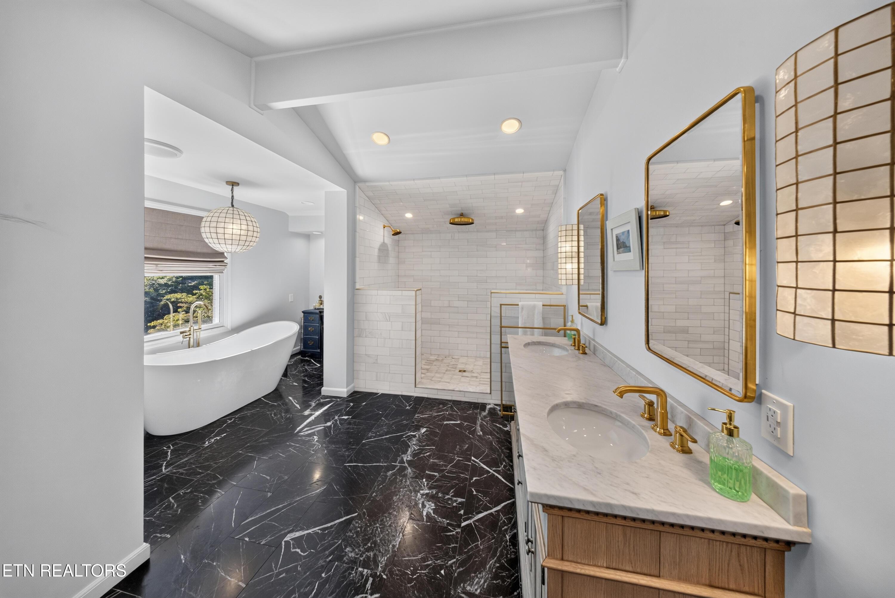4265 Holloway Drive