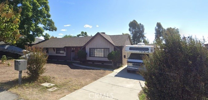 1920 Jennie Ln