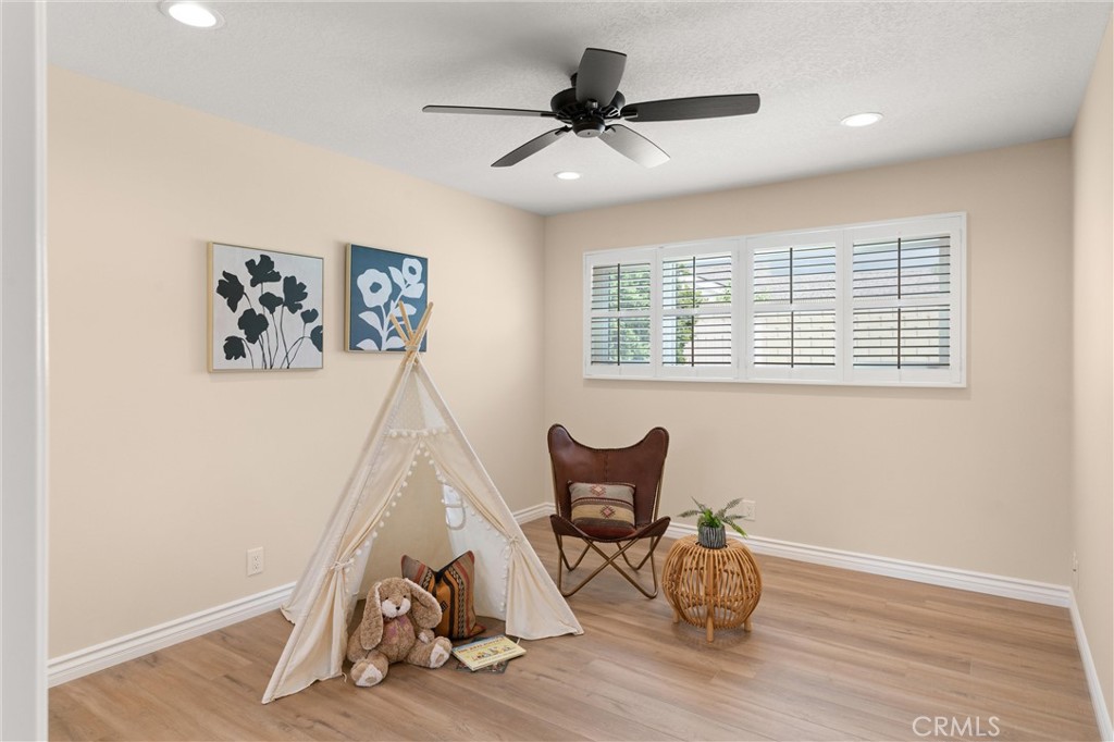 14092 Cameron Lane
