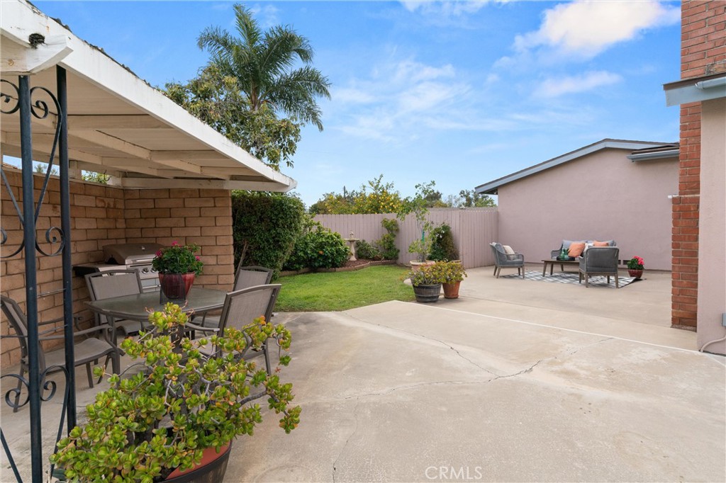 14092 Cameron Lane