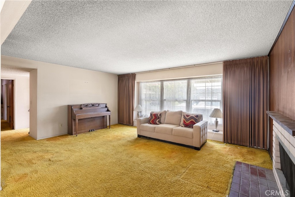15237 Greenworth Drive
