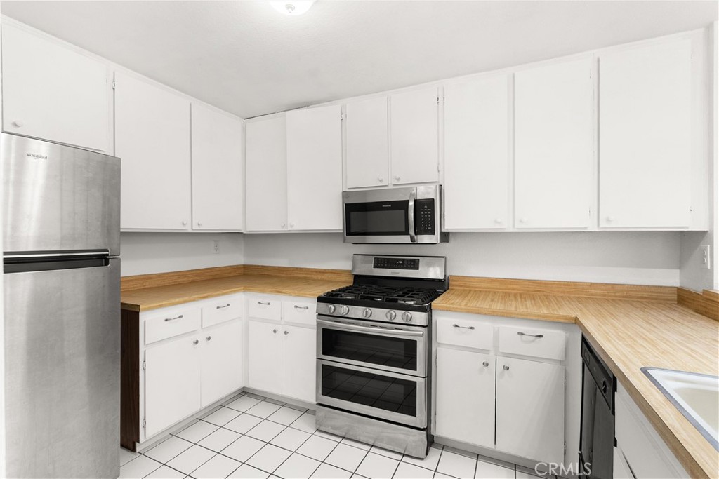 25652 Rimgate Drive 2D