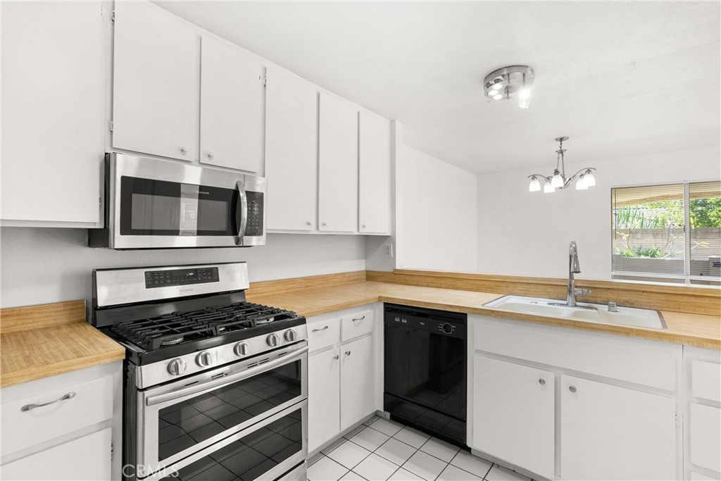 25652 Rimgate Drive 2D