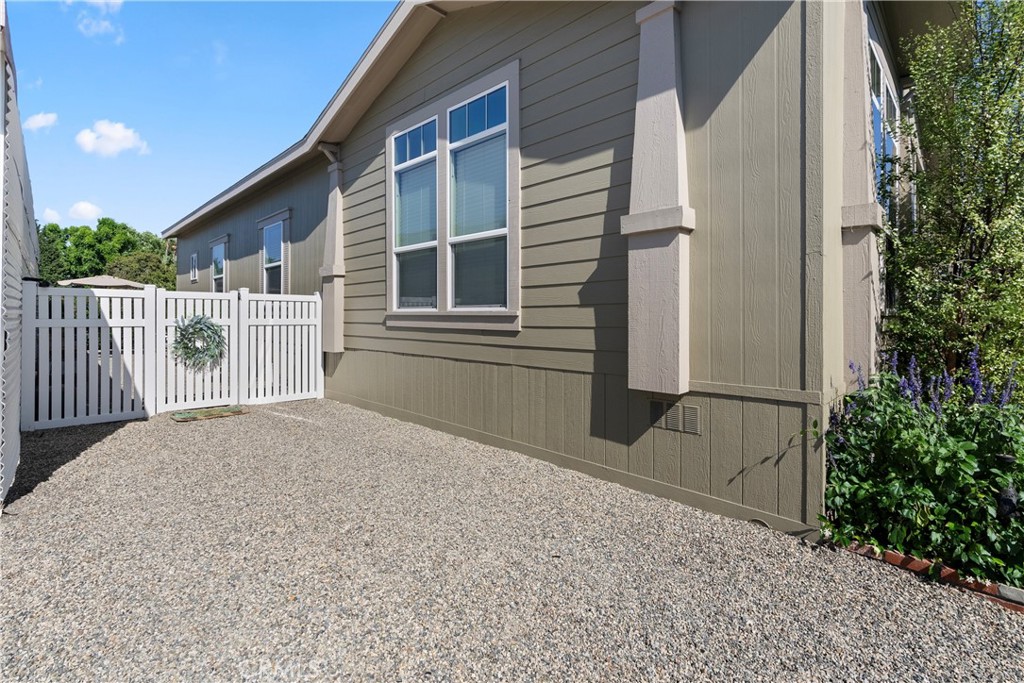 161 E Orangethorpe Avenue 102