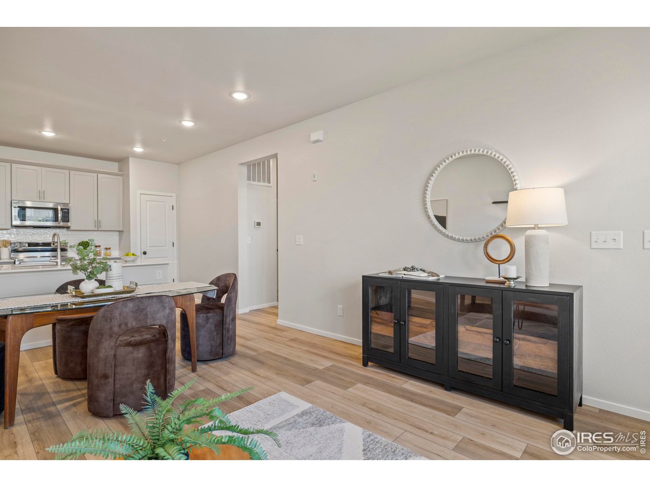 2102 Setting Sun Dr 7