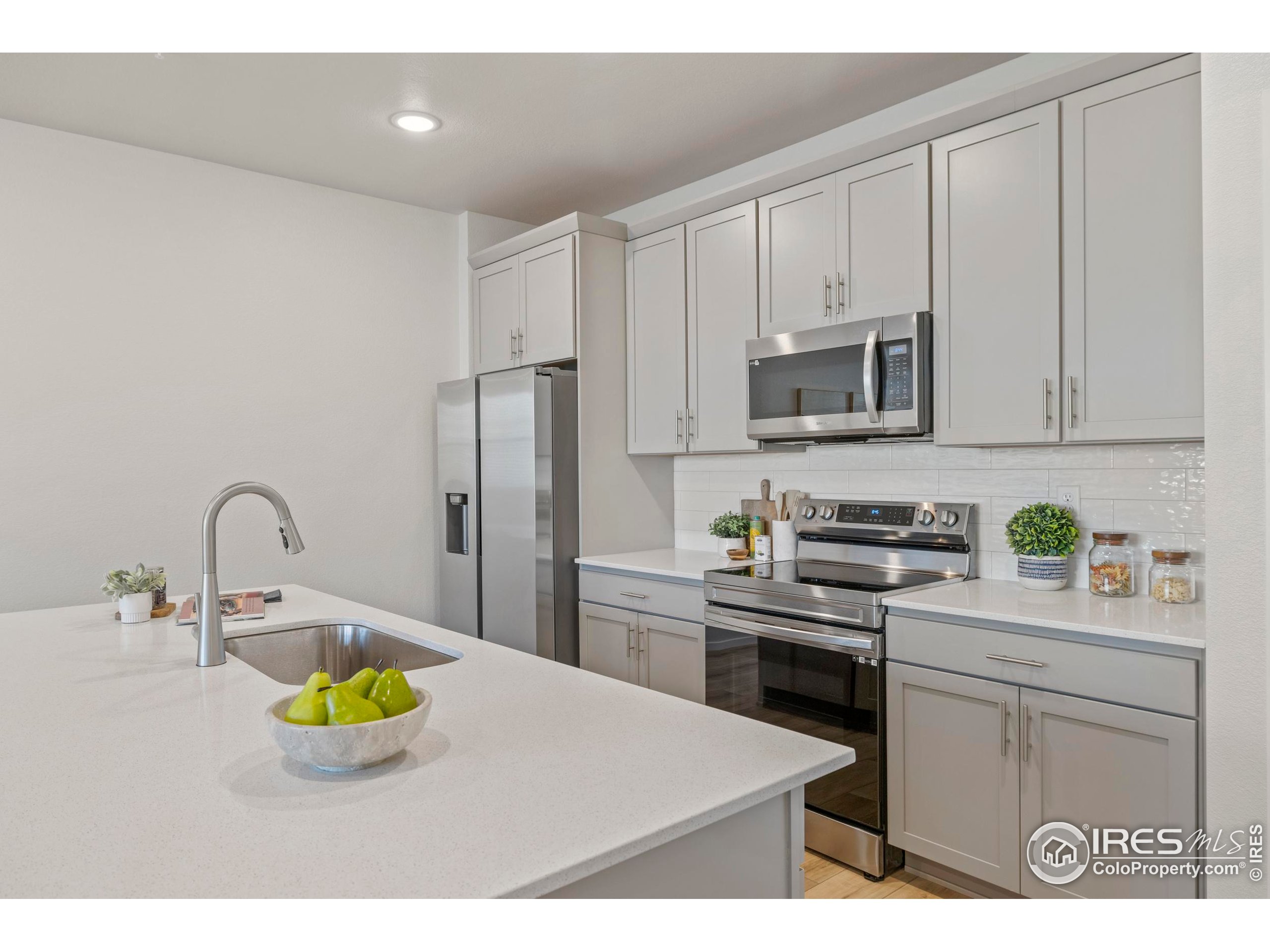 2102 Setting Sun Dr 7