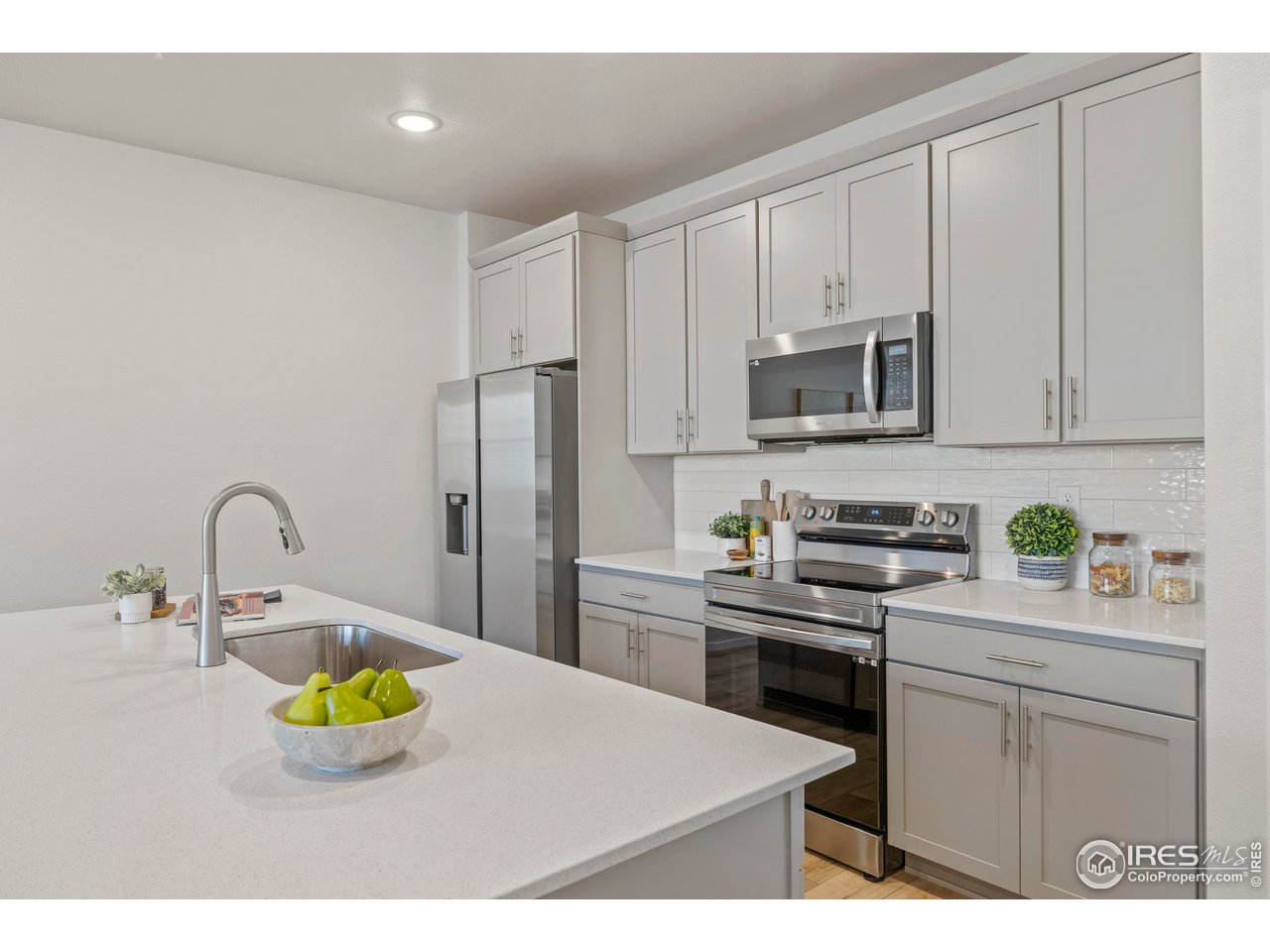 2102 Setting Sun Dr 7