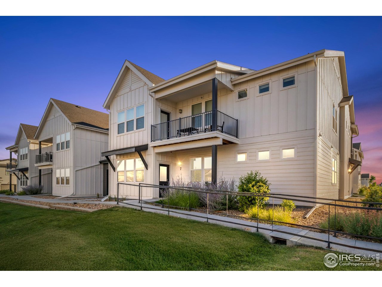 2102 Setting Sun Dr 7