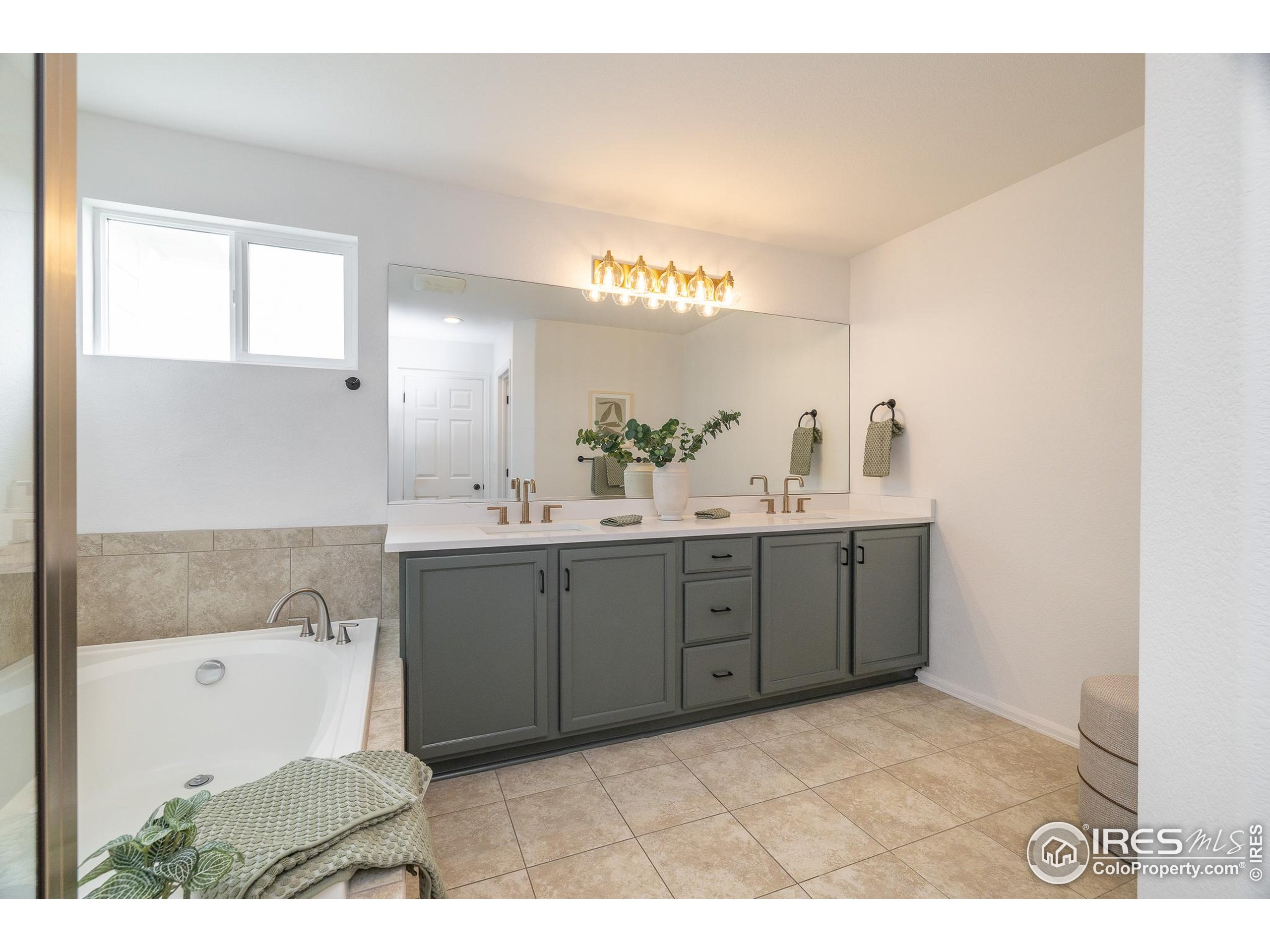 1026 Trading Post Rd