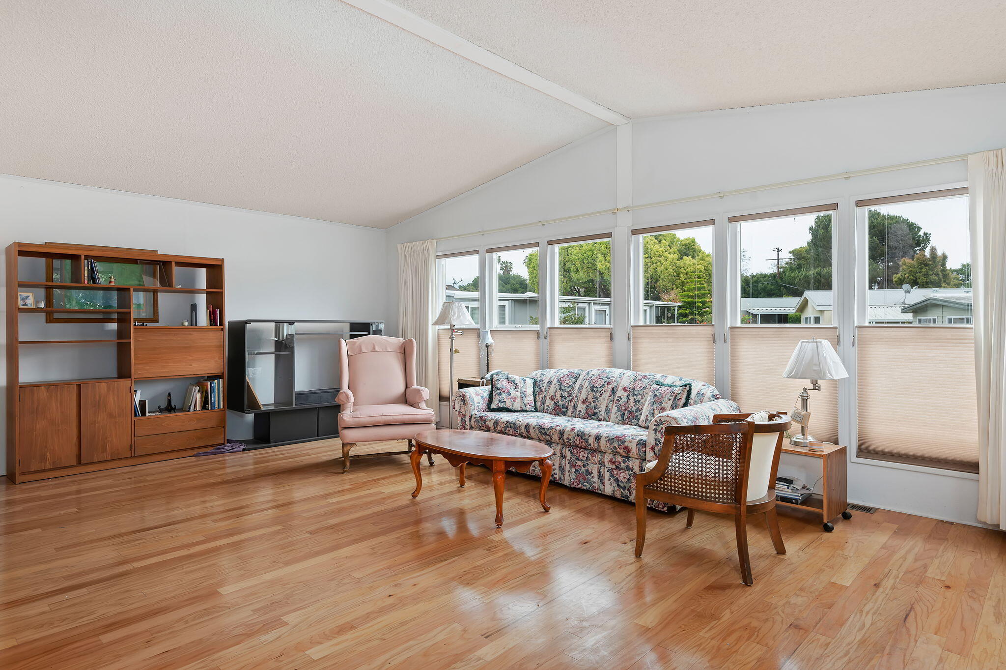 333 Old Mill Road, 141