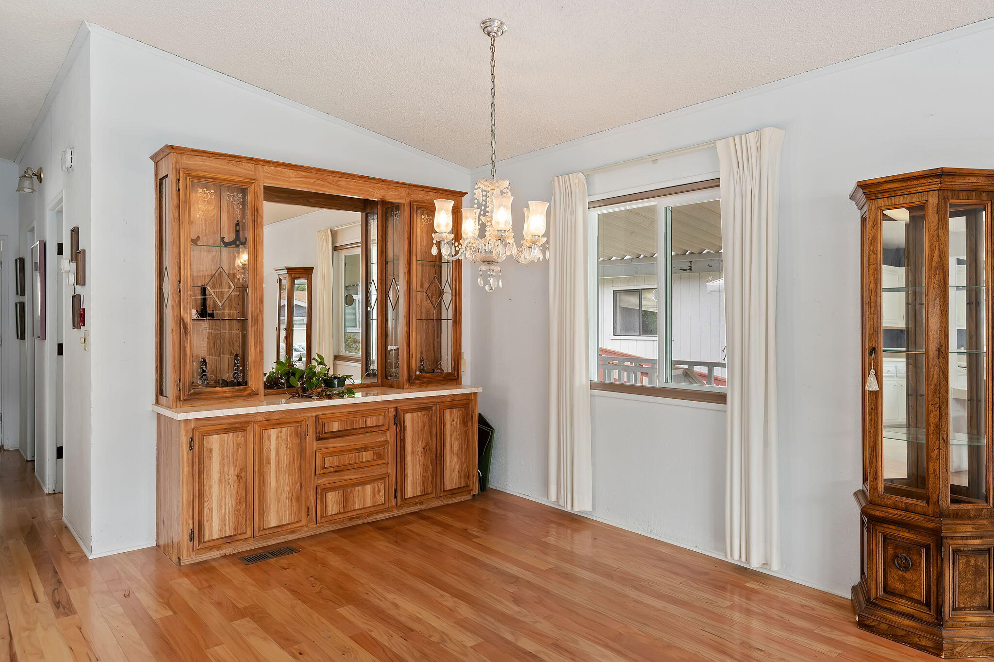 333 Old Mill Road, 141