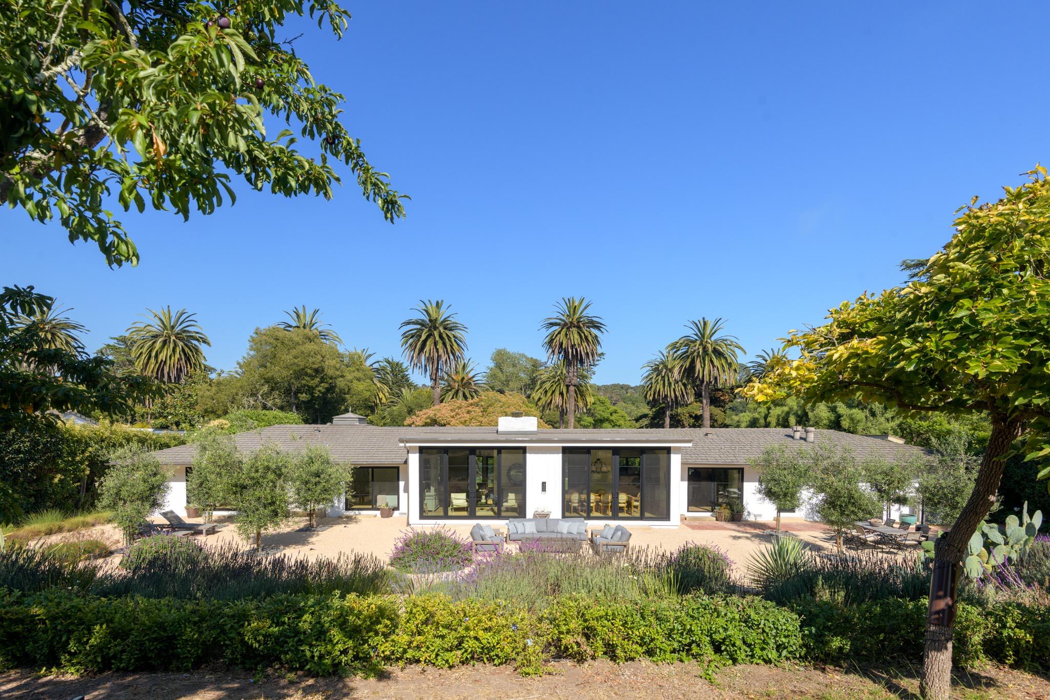 939 Las Palmas Drive