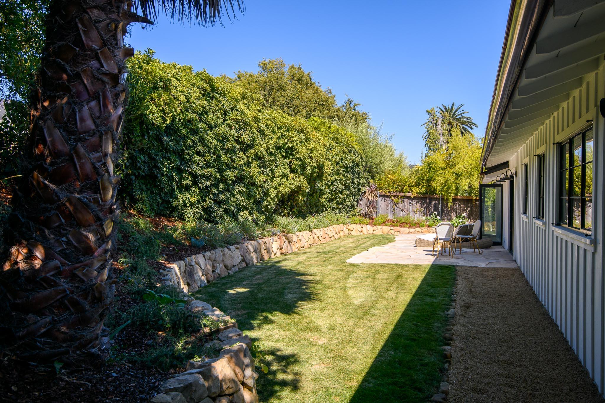 2687 Montrose Place