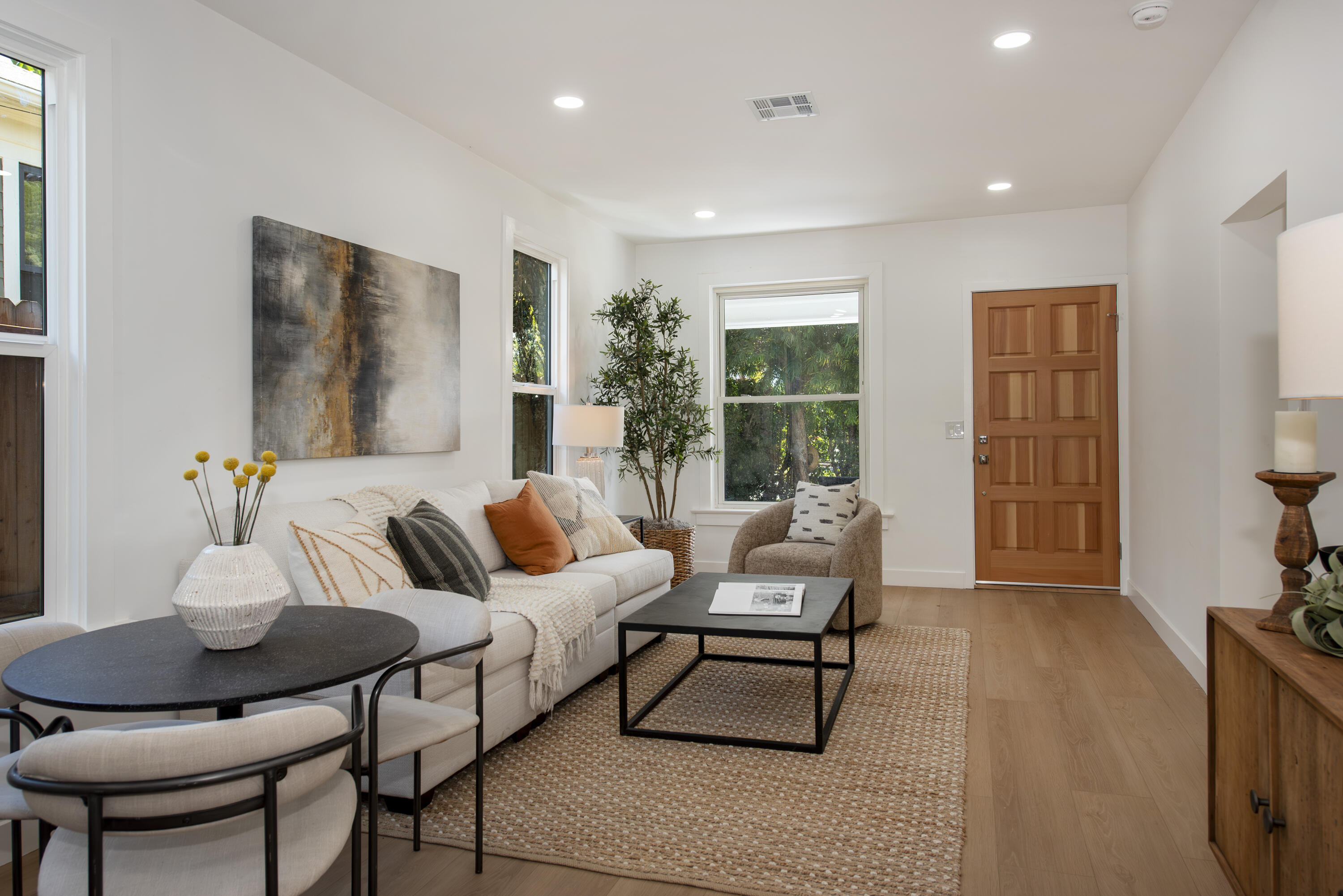 405 E Figueroa Street