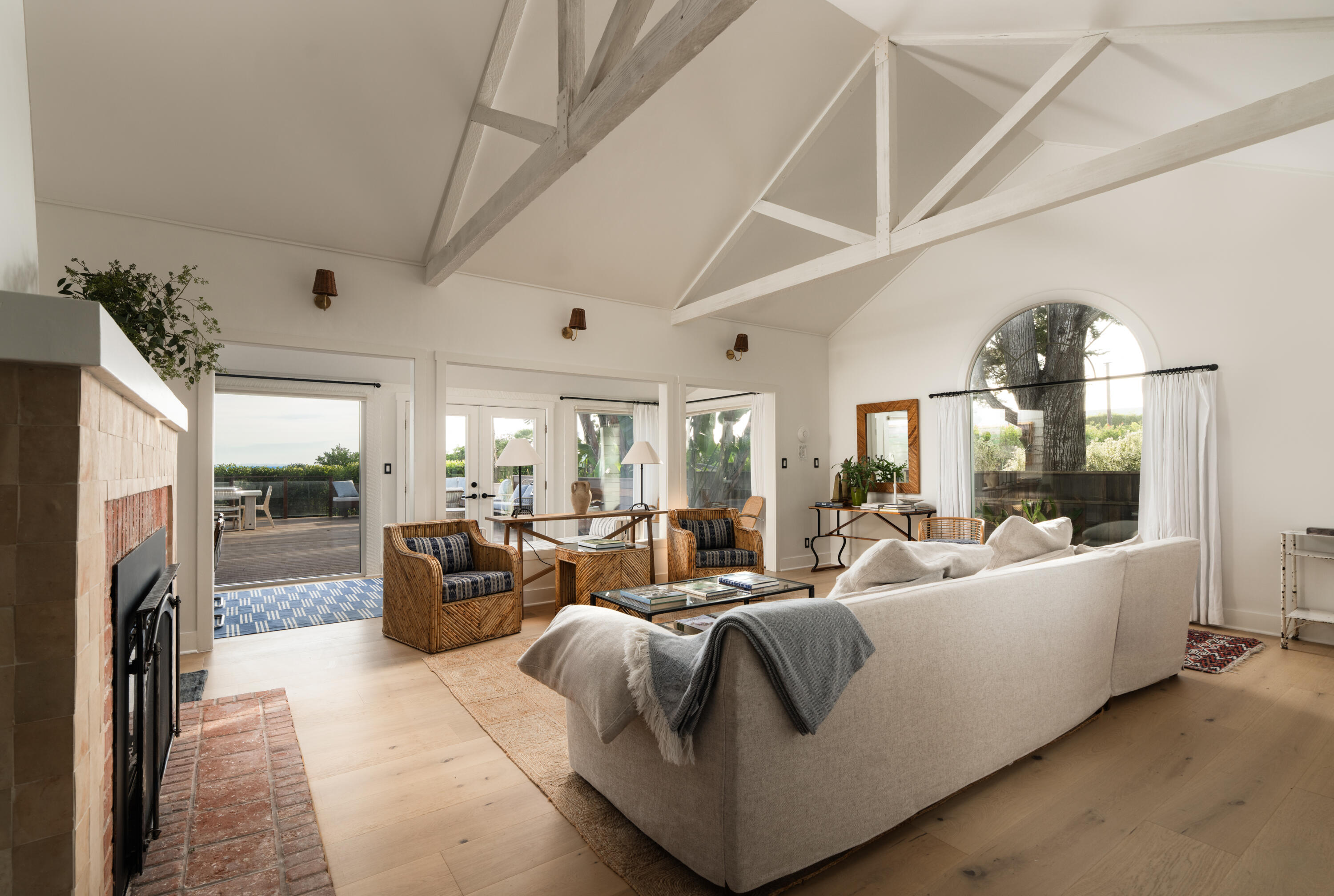 1413 Shoreline Drive