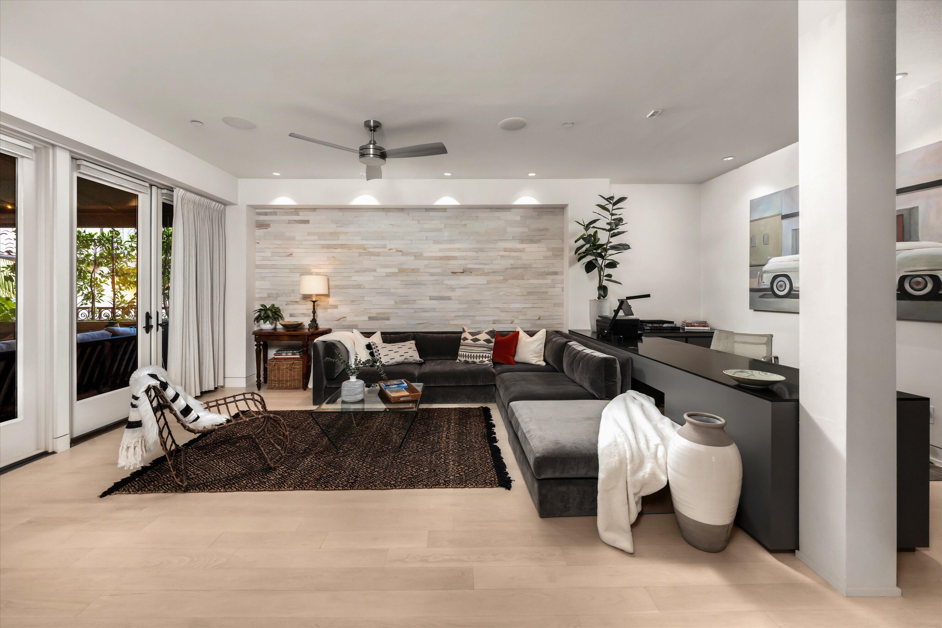 618 Anacapa Street Apt 8
