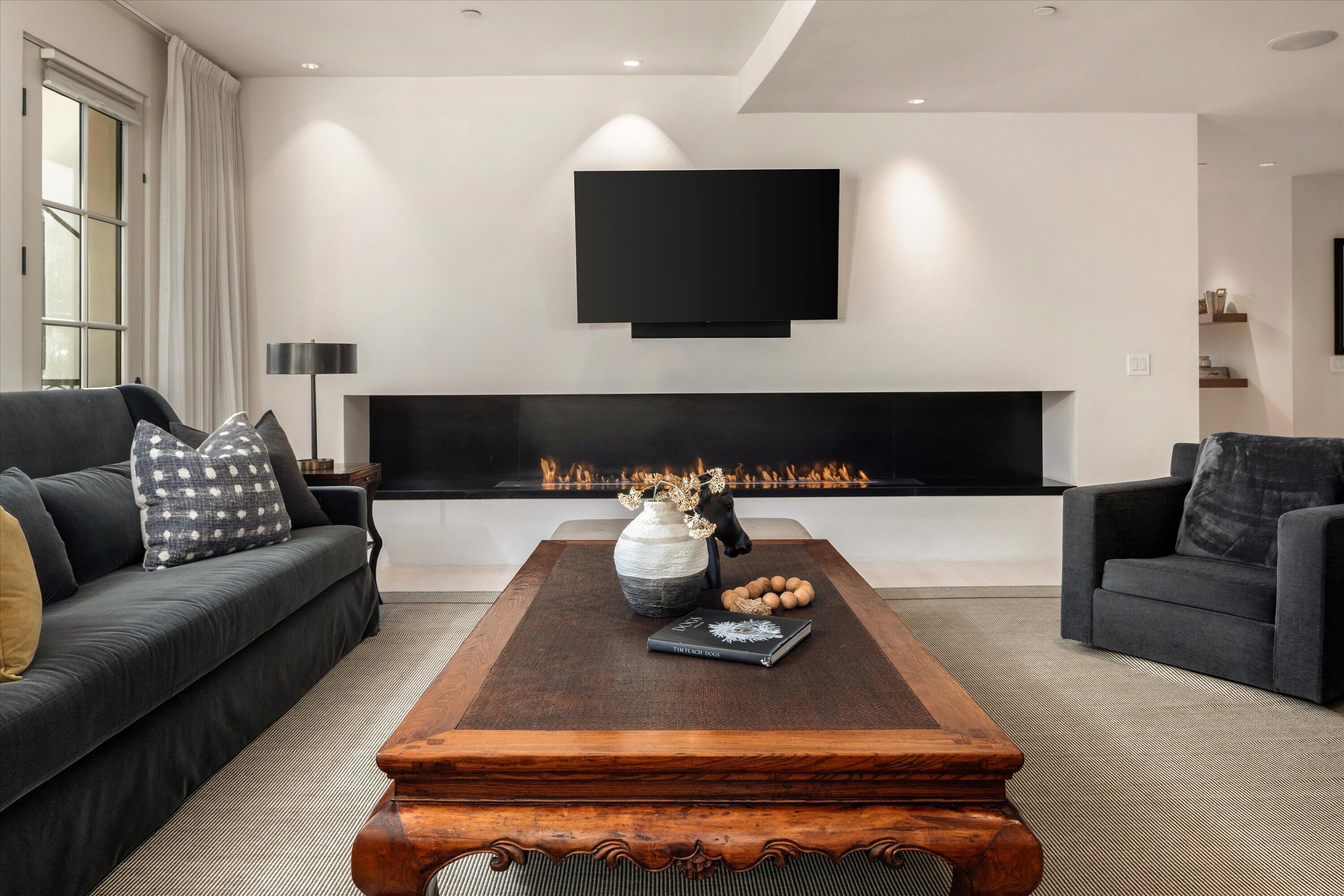 618 Anacapa Street Apt 8