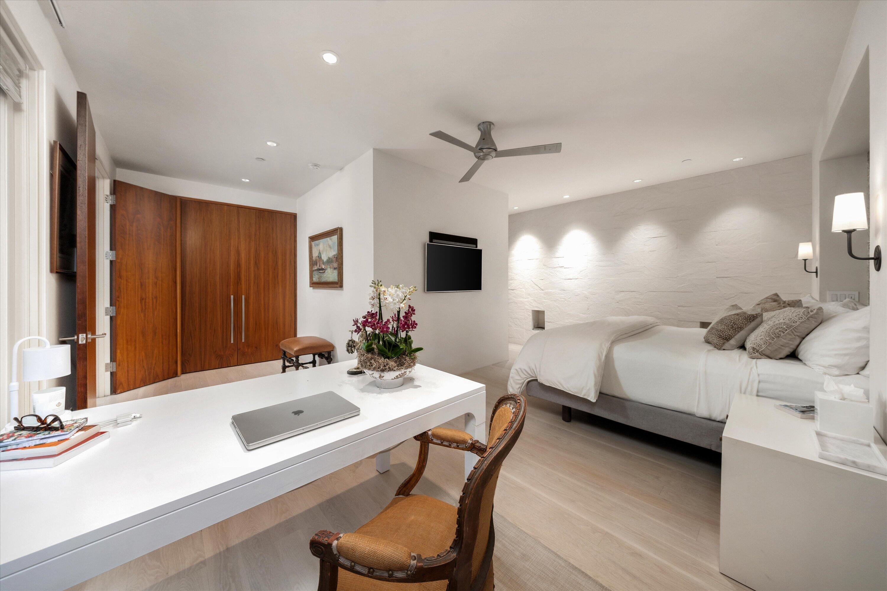 618 Anacapa Street Apt 8