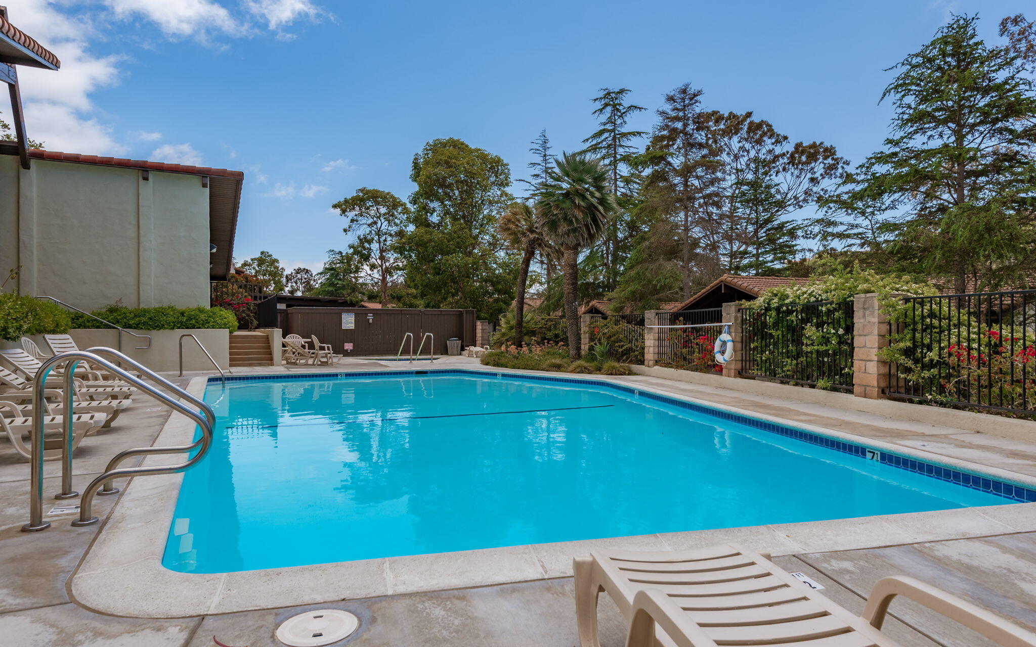 1031 Miramonte Drive Apt 2