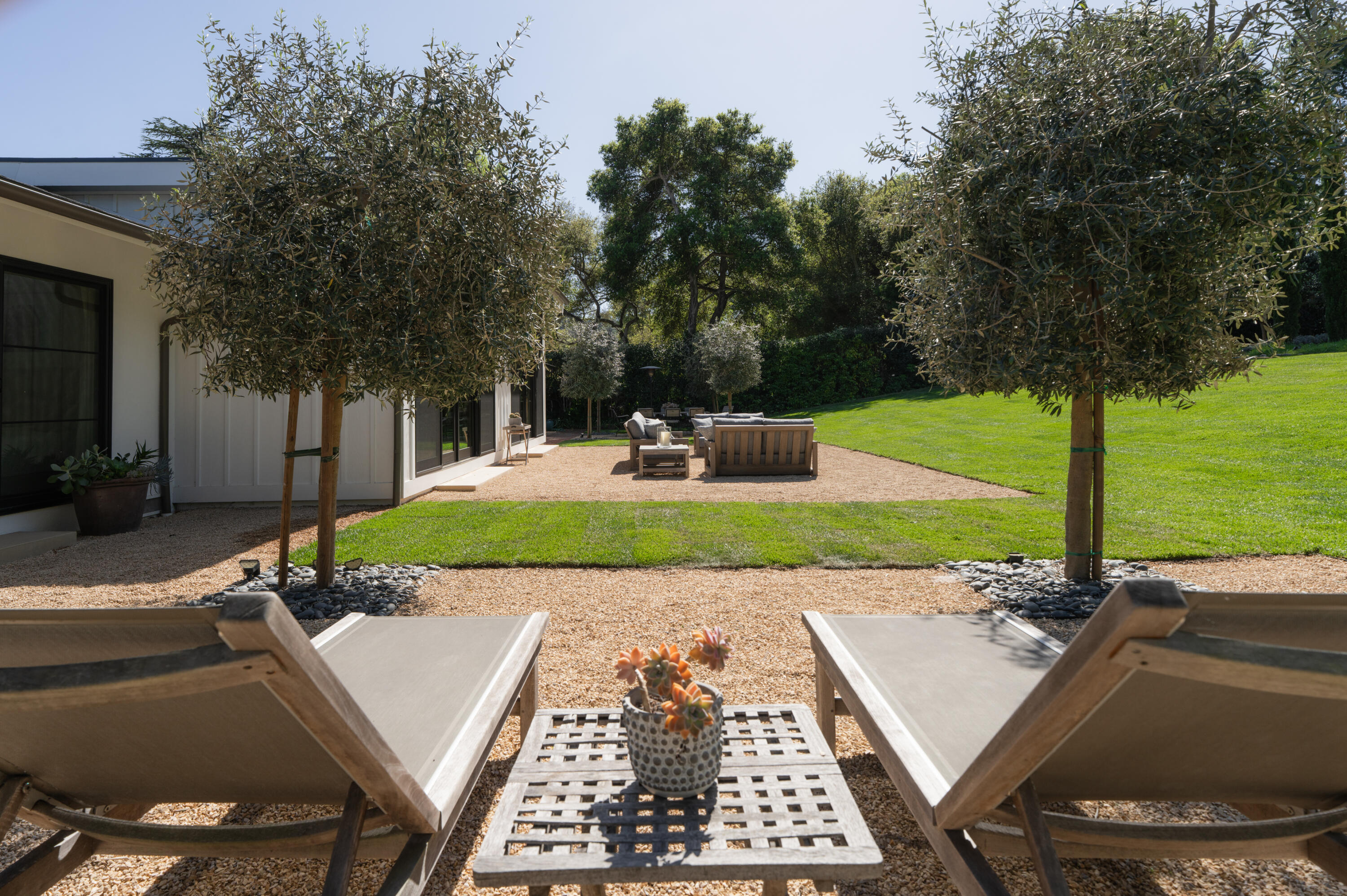 939 Las Palmas Drive