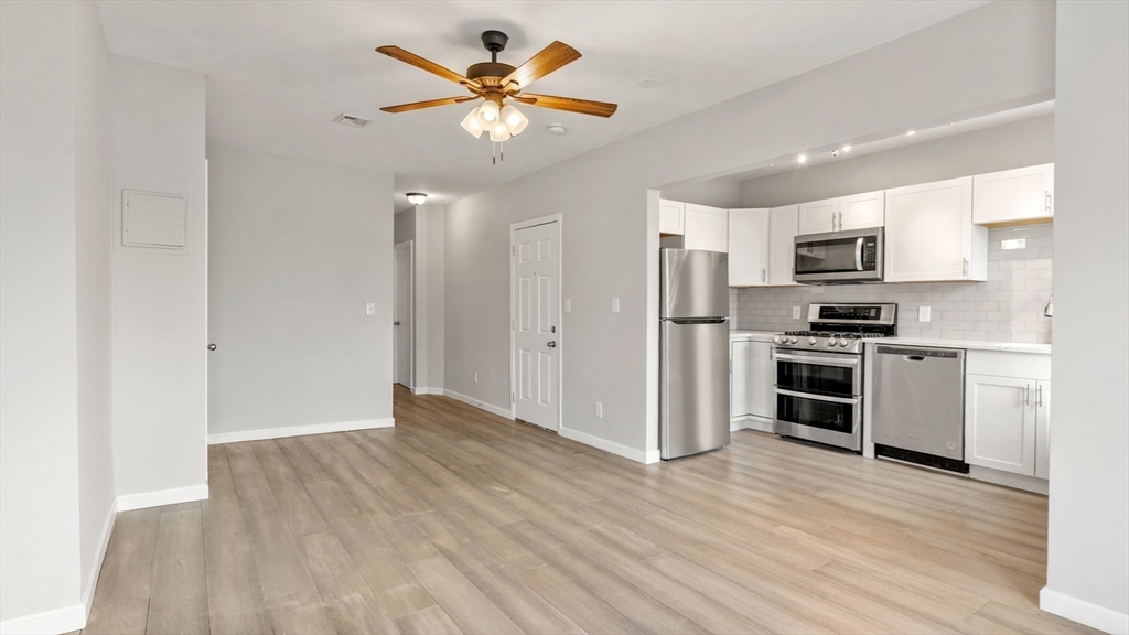 7 Everett Ave # 3