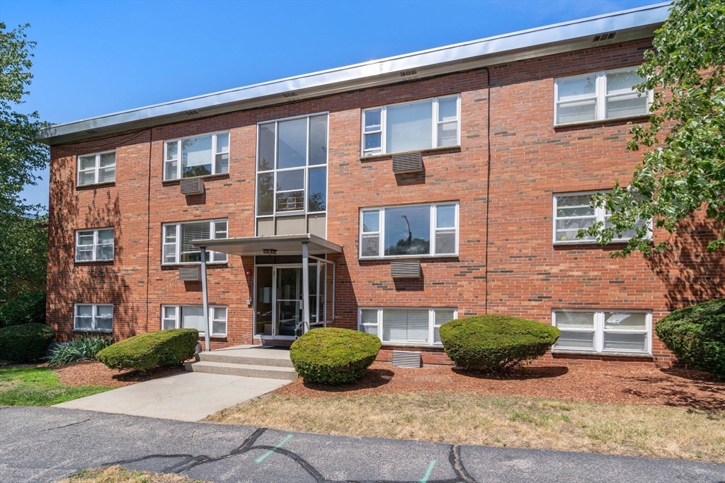 1105 Lexington Street # 1 Unit: 4-1