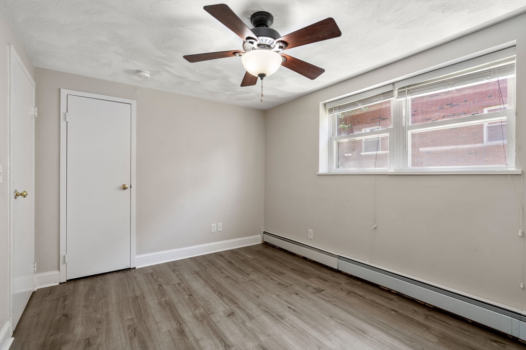 1105 Lexington Street # 1 Unit: 4-1