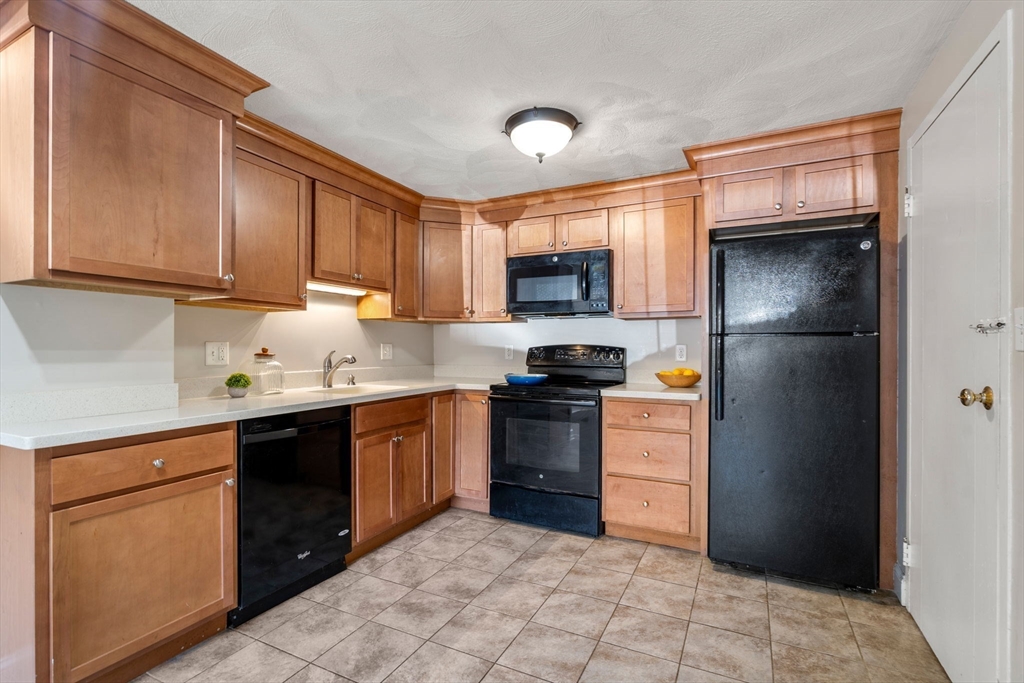 1105 Lexington Street # 1 Unit: 4-1