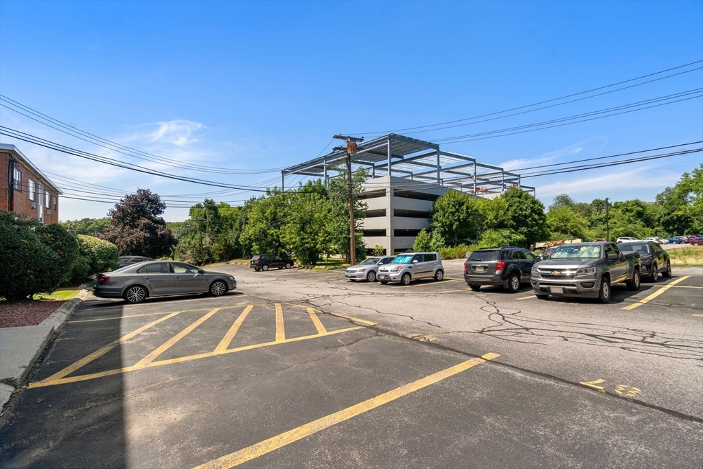 1105 Lexington Street # 1 Unit: 4-1