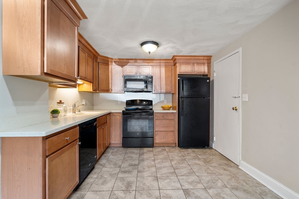 1105 Lexington Street # 1 Unit: 4-1