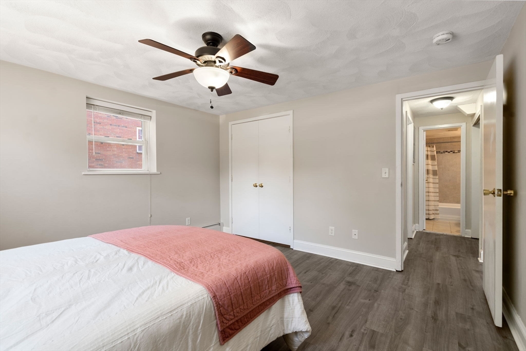 1105 Lexington Street # 1 Unit: 4-1