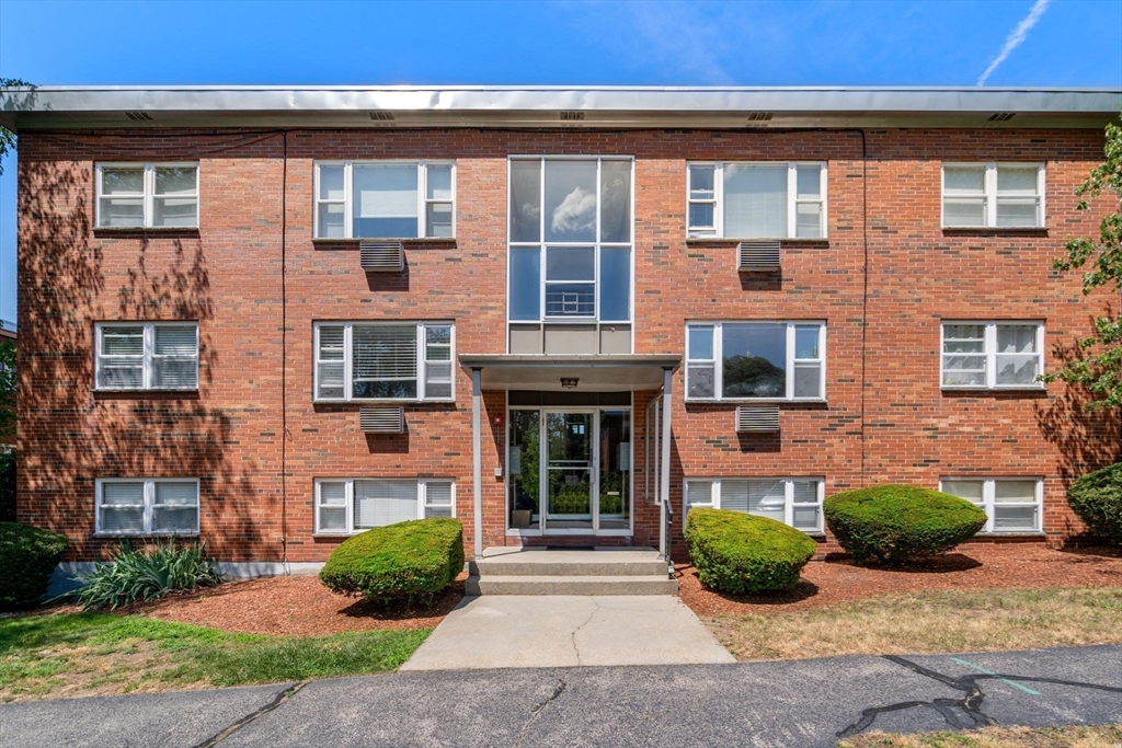 1105 Lexington Street # 1 Unit: 4-1