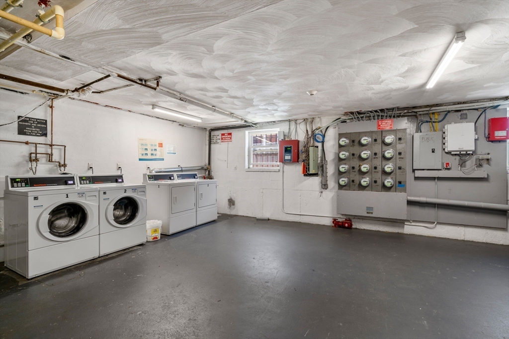 1105 Lexington Street # 1 Unit: 4-1