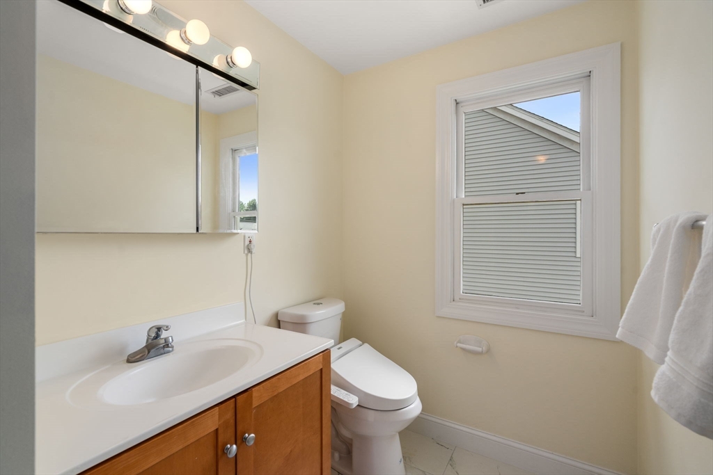 56 Lexington St # 56